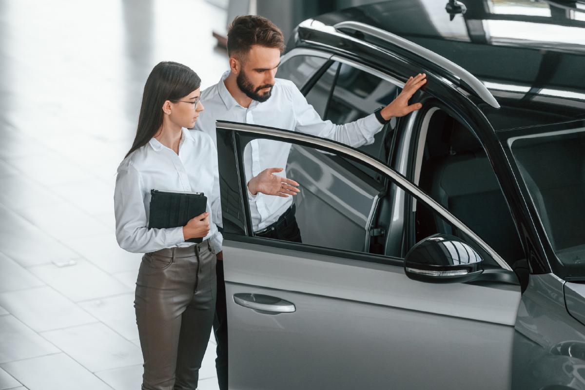 Coche para empresa: diésel, híbrido o eléctrico